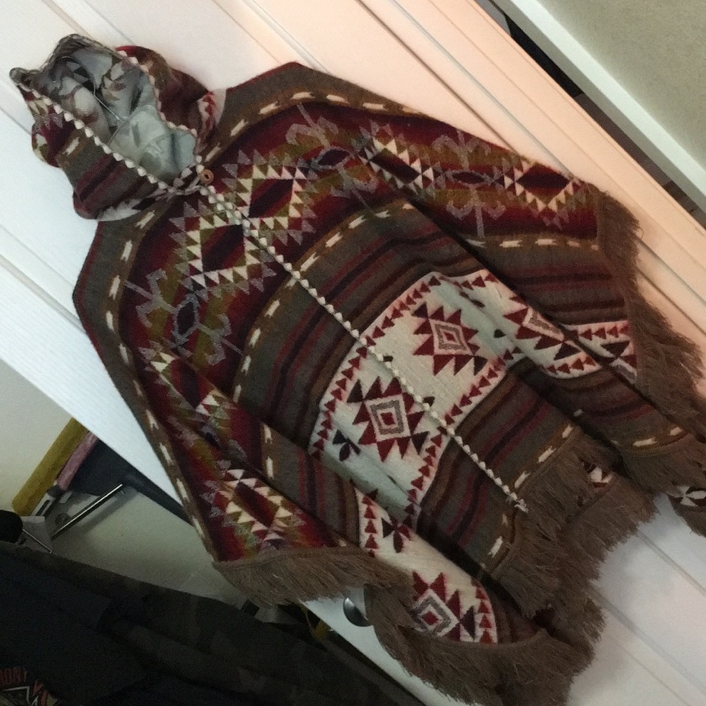 Hooded poncho